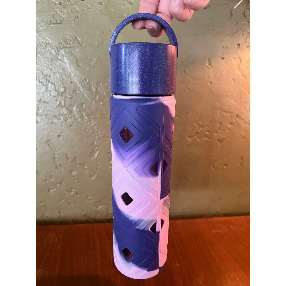 Lululemon Purple Pink Marble Glass Water Bottle Silicone Sleeve 18oz
